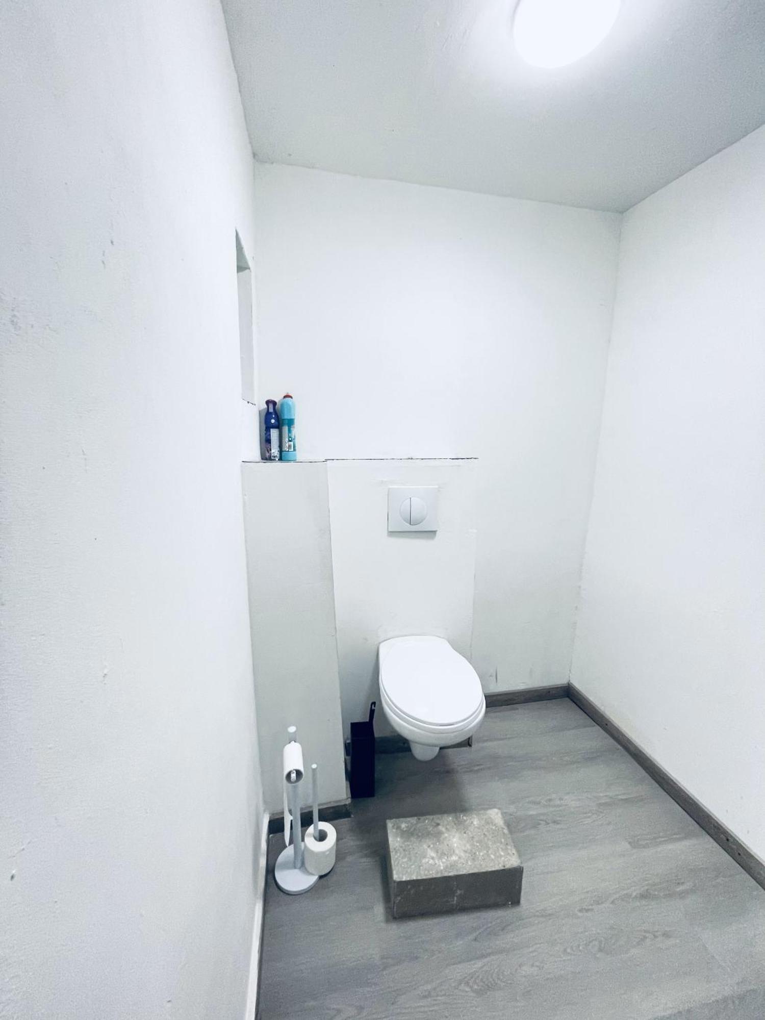 Cozy&Calm Room With Ensuite Heers Esterno foto